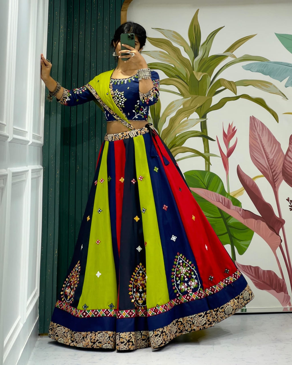 Multicolor Traditional Gujarati Chaniya Choli